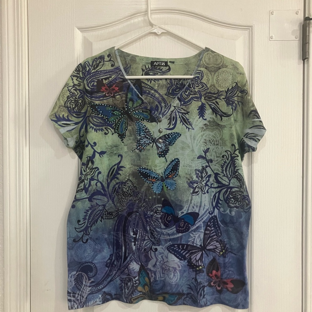 Apt. 9 Women's Multicolor Butterfly Tee